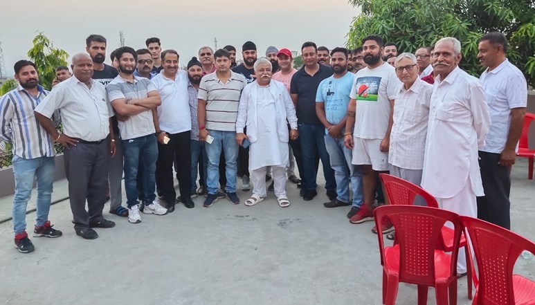 Sadhotra calls for holistic approach to combat power, drinking water crisis in Jammu